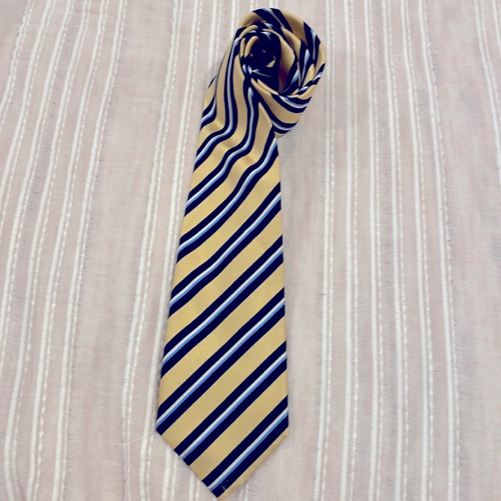 Men’s tie - yellow and blue stripe.